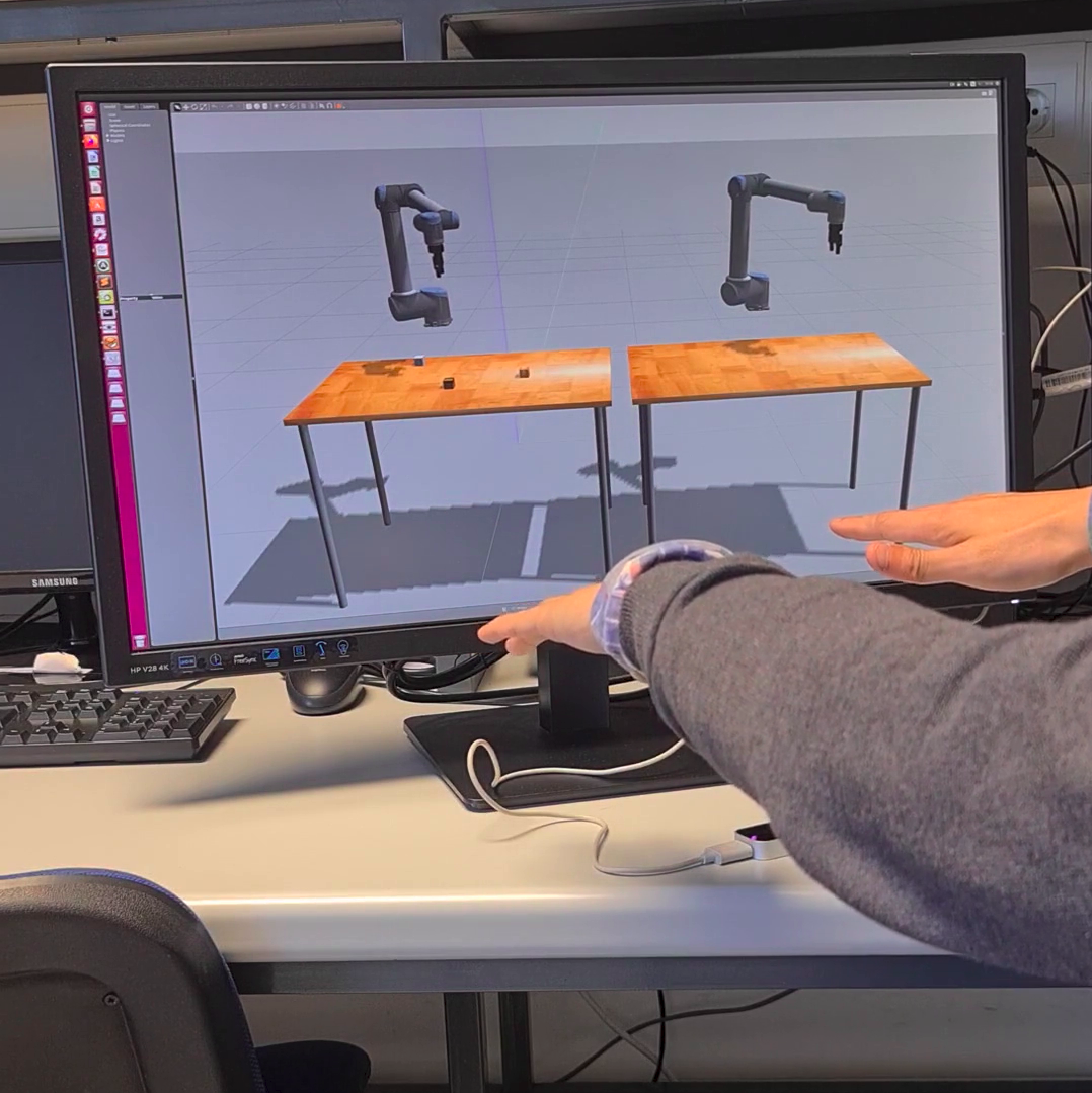 Design and integration of the Leap Motion device into the system to control one and two robots